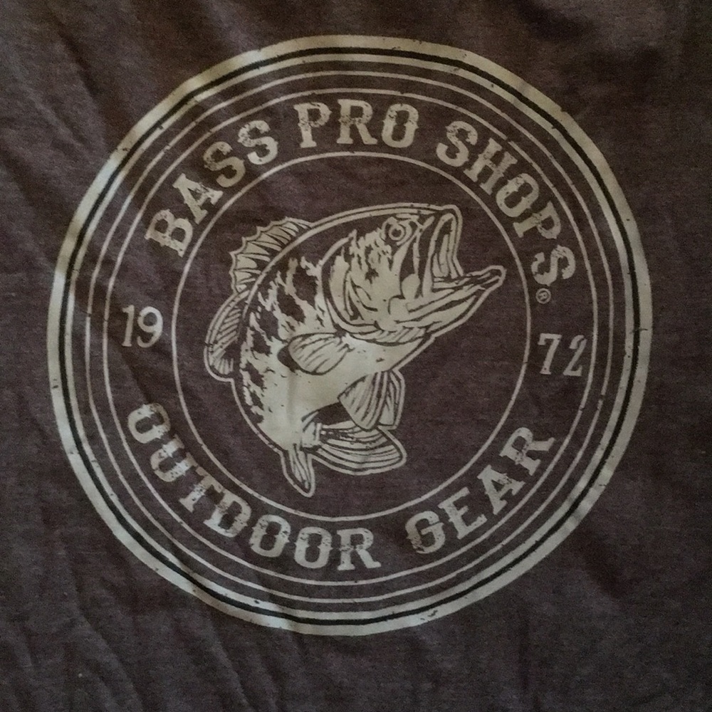 Bass Pro Shops Tee shirt
